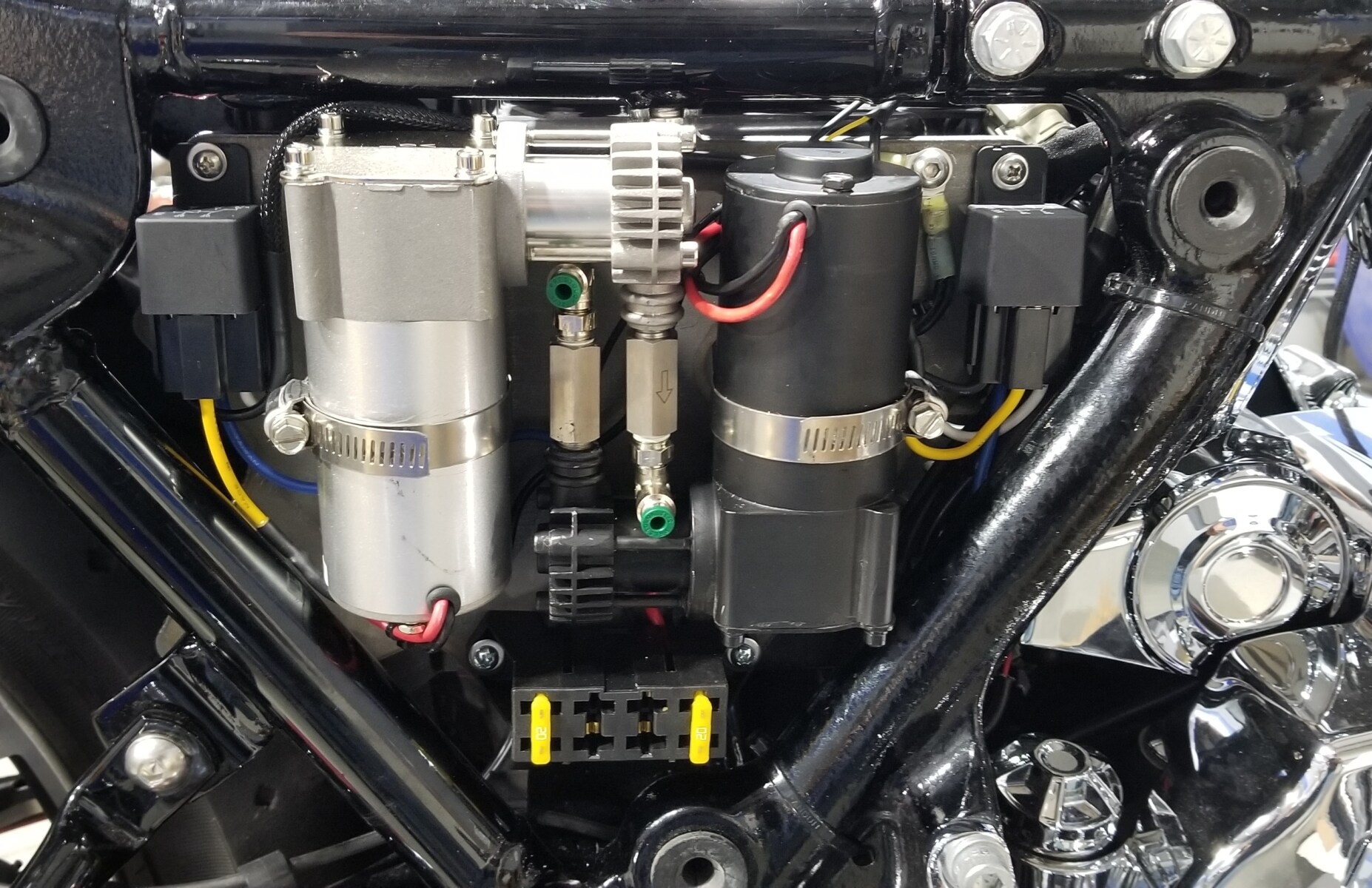 Gloss Black Billet Combo Ignition and Air Ride Set-up