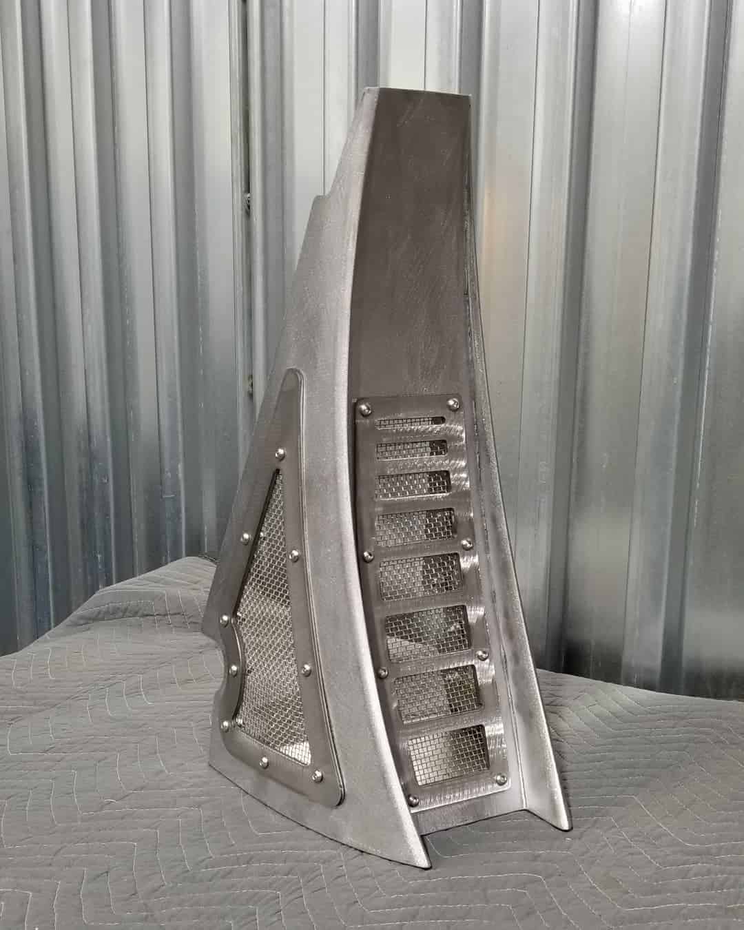 MRI center stand skid plate